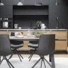 Carradale matbord 170 brun ek/V-ben svart metall