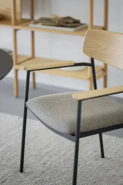 Maymont Karmstol Ek/mörkbeige/svart